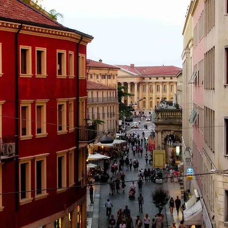 Nocleg ze śniadaniem Antica Via Roma Garden View Werona